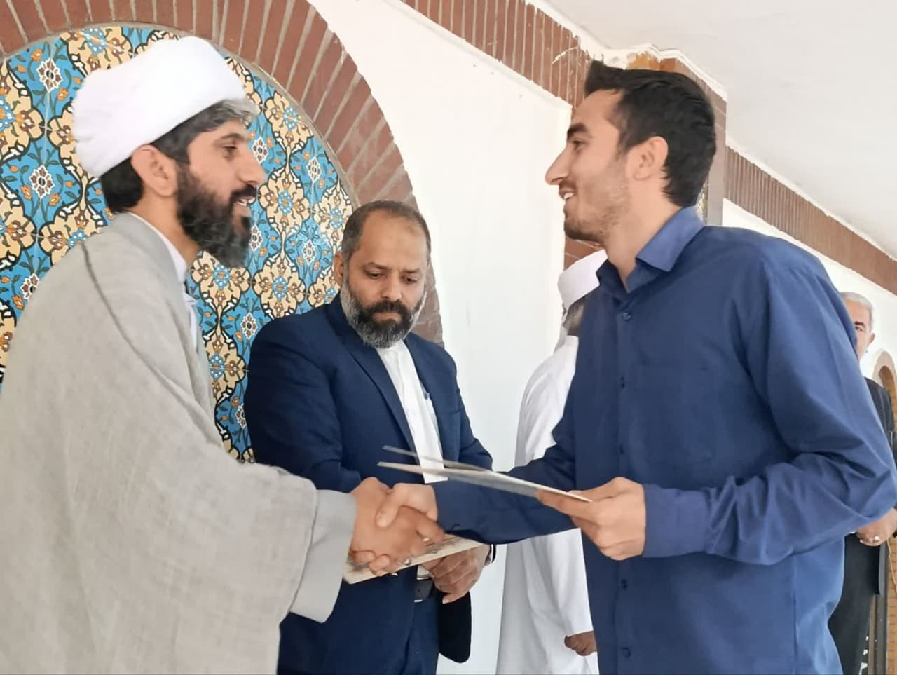 تجليل از اساتيد قرآني کانون فرهنگي هنري مسجد عترت النبي (ص) زاهدان