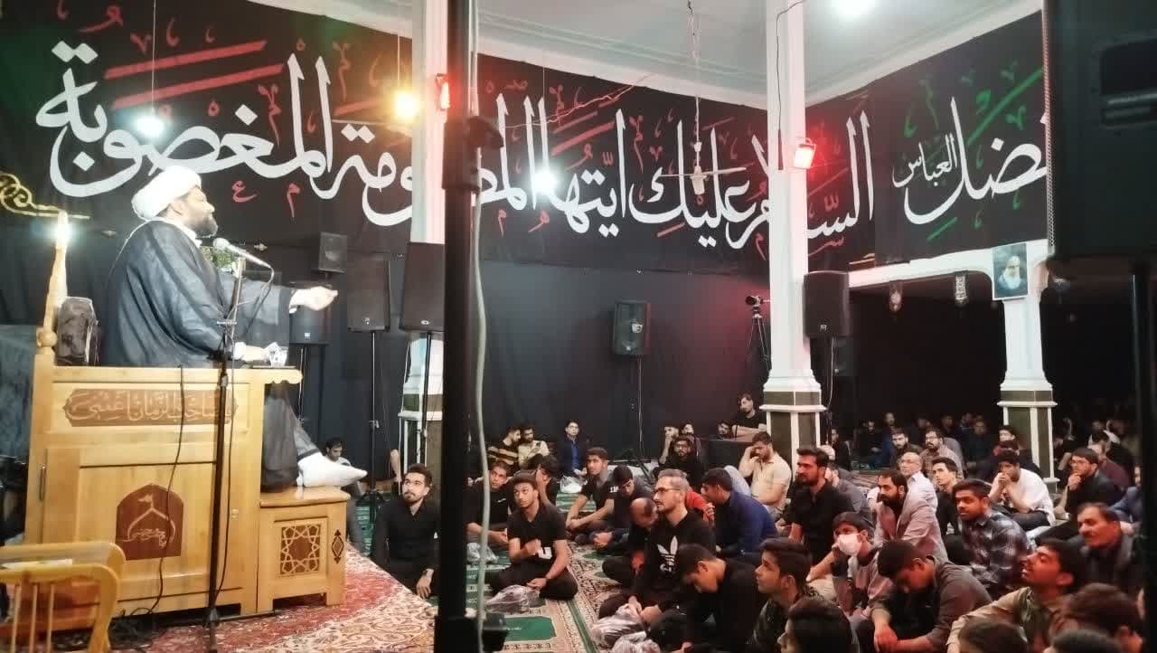 مراسم اولين سالگرد ارتحال ذاکر الحسين کربلاي محمد سلمان اکبري  در زاهدان