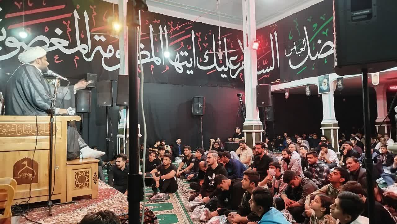 مراسم اولين سالگرد ارتحال ذاکر الحسين کربلاي محمد سلمان اکبري  در زاهدان